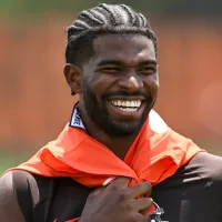 Kevin Stefanski lets Shedeur Sanders know his expectations for first start as Browns QB