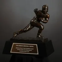 Heisman hotbeds: Programs with the most trophy winners