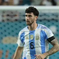 Why is Argentina wearing a black armband in the friendly match vs Venezuela?