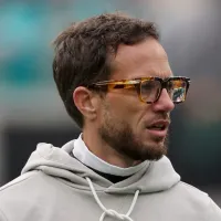 McDaniel warns Tomlin, Rodgers about Dolphins star's status