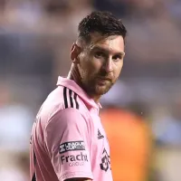 La estrella que se ofreció para jugar con CR7 calentó la primera final de Messi