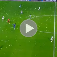 Luis Advíncula demostró su gran velocidad en el Boca vs Racing