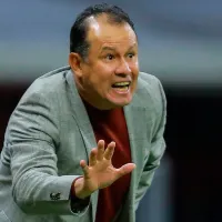 La última locura de Juan Reynoso: colocó un policía contra los espías del Perú vs. Brasil por Eliminatorias