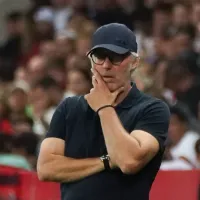 Lyon reemplazaría a Laurent Blanc con otro campeón del mundo