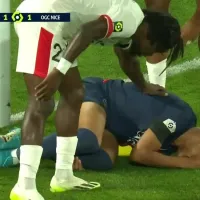 Alarma en PSG: Mbappé sufre fuerte choque con el arco de Niza (VIDEO)
