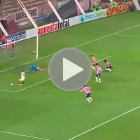 ¿Piero Quispe cometió el blooper del año? Volante de Universitario falló increíble gol ante Sport Boys