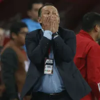 Críticas de Juan Reynoso a jugadores peruanos generan controversia