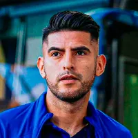 Carlos Zambrano se aleja de Alianza Lima y firmaría por este club de Argentina