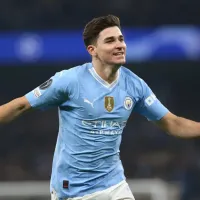 La nueva camiseta de Julián Álvarez en el Manchester City tiene un sorprendente diseñador