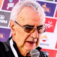 Jorge Fossati discutió con la policía argentina tras impedir banderazo peruano