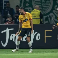 Universitario de Deportes niega tener contacto con Francisco Fydriszewski y busca este delantero