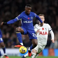 La dura falta de Moisés Caicedo en la Premier League