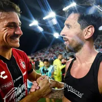 Después de gritarle el gol en la cara, el inesperado gesto de Messi con Matías Cóccaro, delantero del Atlas de México