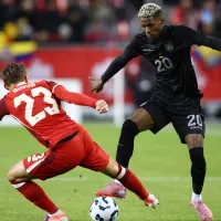 Ecuador no pudo ni con uno más y empata contra Canadá