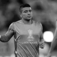 VIDEO | La primera reacción de los jugadores de Barcelona y Emelec tras el fallecimiento de Mario Pineida