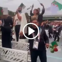El conmovedor gesto de los atletas argelinos en la ceremonia inaugural de los Juegos Olímpicos