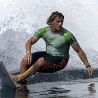 ¿Cuándo vuelve a competir Alan Cleland en surf por los Juegos Olímpicos de París 2024?