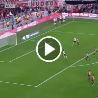 ¡Para qué te traje! La pifia viral del ex-Rayados Maxi Meza con River en la Liga Argentina