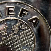 Sorpresa en Europa: descienden provisionalmente a un grande por una deuda de 505 millones