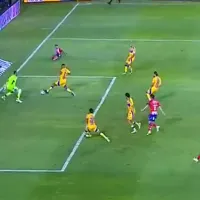 El insólito autogol de Joaquim en Atlético San Luis vs. Tigres UANL por la Liguilla del Apertura 2024