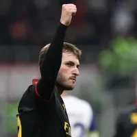 Jugó en Real Madrid, Santiago Giménez le sacó su lugar y se irá libre del Milan