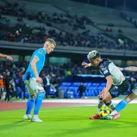 Aficionados de Cruz Azul critican a Mateus Bogusz y cargan contra otro jugador: “Es una estafa”