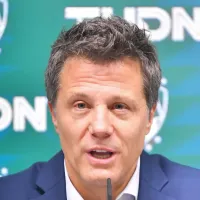 Ni Xavi Hernández ni Martín Anselmi: el ex Chivas que toma la delantera para dirigir a Rayados