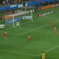 ¡Abrió el marcador! Nicolás Ibáñez anticipó a la defensa de Toluca y marcó el 1-0 en favor de Tigres UANL