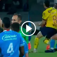 ¡Expulsado Nacho Rivero! Brutal pisotón a Fidalgo y roja al capitán en Cruz Azul – América