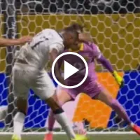 ¿Fue penal? La polémica acción de la que todo Rayados se quejó ante Borussia Dortmund