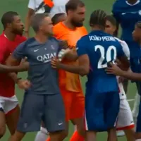 Luis Enrique perdió la cabeza y golpeó a Joao Pedro frente a las cámaras tras la derrota de PSG ante Chelsea