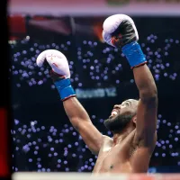 Mientras ganó 50 millones por vencer a Canelo Álvarez, el dinero que acumuló Terence Crawford en su carrera