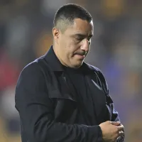 El auxiliar de Efraín Juárez criticó el arbitraje de César Ramos tras la derrota de Pumas con América