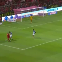 ¡Se encienden las alarmas! Alexis Vega se lesionó y pidió salir en el Toluca vs. Pachuca