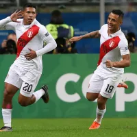 ¿Hasta cuándo firmó Orejas Flores con la \&#039;U\&#039;?