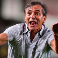 Hinchas de Olimpia explotaron contra Fabián Bustos tras quedar eliminados de la Copa Libertadores: “Felicidades…”