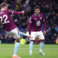 Hinchas pierden la cabeza con Scott Parker tras el gol de Oliver Sonne en Premier League