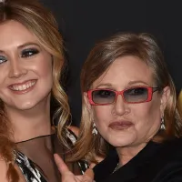 Carrie Fisher’s Daughter Billie Lourd Posts Heartfelt Message on Her Mom’s 69th Birthday