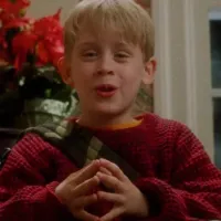 16 Behind the Scenes Facts from the Most Beloved Christmas Films