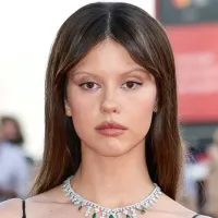 Mia Goth Remembers Camping Outside Amy Winehouse’s House—and the Moment She Knocked