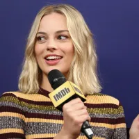 Actuó con Margot Robbie pero se olvidó por completo