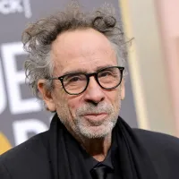 The Flash: Tim Burton desaprobó las inclusiones de su Batman y su Superman en el film