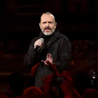 ¿Qué le pasó a Miguel Bosé en la voz y por qué perdió el habla por ocho años?