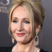 JK Rowling dijo que iría a prisión “feliz” por sus dichos transfóbicos