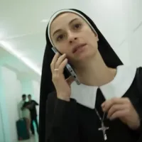 Entrevista a Assira Abbate, quien da vida a sor Emilia, en Los Enviados