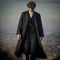 ¿Vuelve Tommy Shelby? Confirmada la fecha de inicio de rodaje de la película de Peaky Blinders