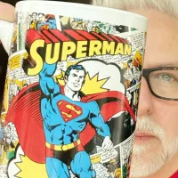 James Gunn reveló el logo de Superman hace casi un año y casi nadie se dio cuenta