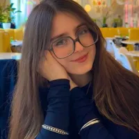 ¿Quién es Roro Bueno y por qué la llaman \&#039;tradwife\&#039;? Influencer que causa polémica por cocinarle a su novio en TikTok