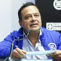 Santiago Taboada seduce a Víctor Velázquez para que el nuevo estadio de Cruz Azul se quede en CDMX
