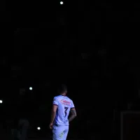 Se desconoce el paradero de Carlos Salcedo: La decisión que tomó Cruz Azul en relación al jugador